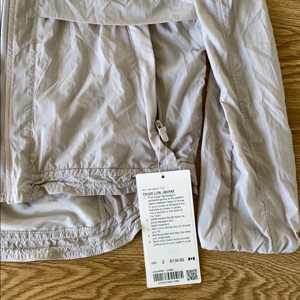 Lululemon - Picture 2 of 4